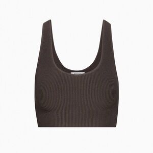 aritzia babaton sculpt knit scoop neck cropped tank